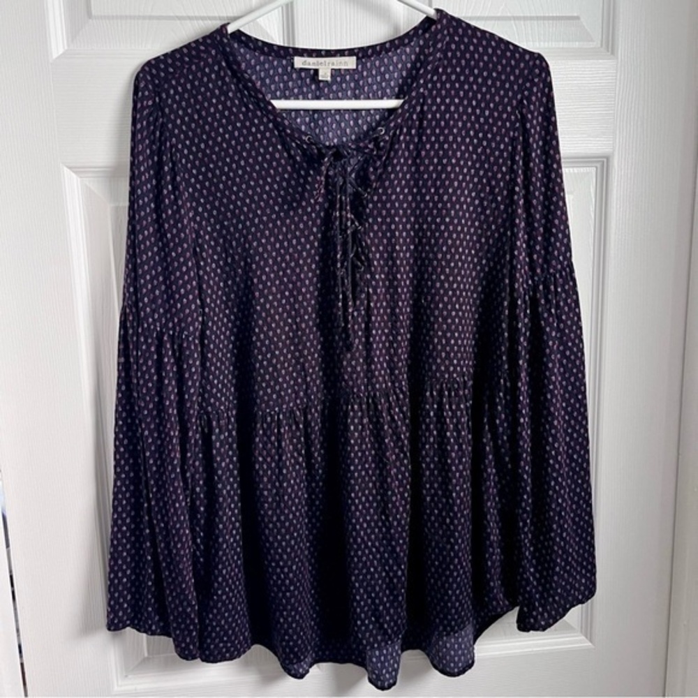3/30$💥 Daniel Rainn blouse tunic top sleeve bell Women Medium tie front v-neck